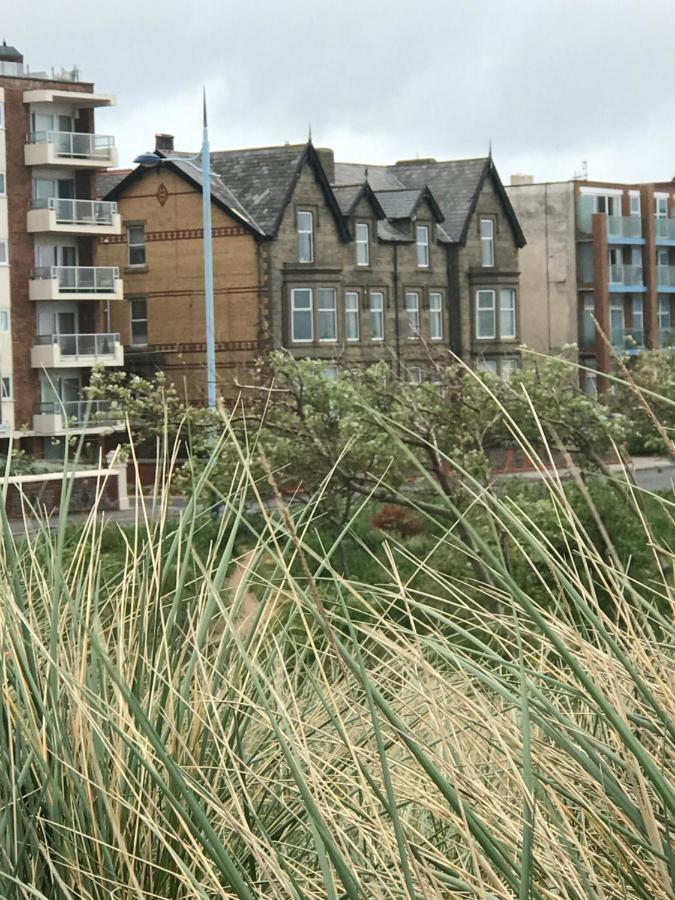 Beach Lookout - Sea Views Lytham St Annes Ngoại thất bức ảnh